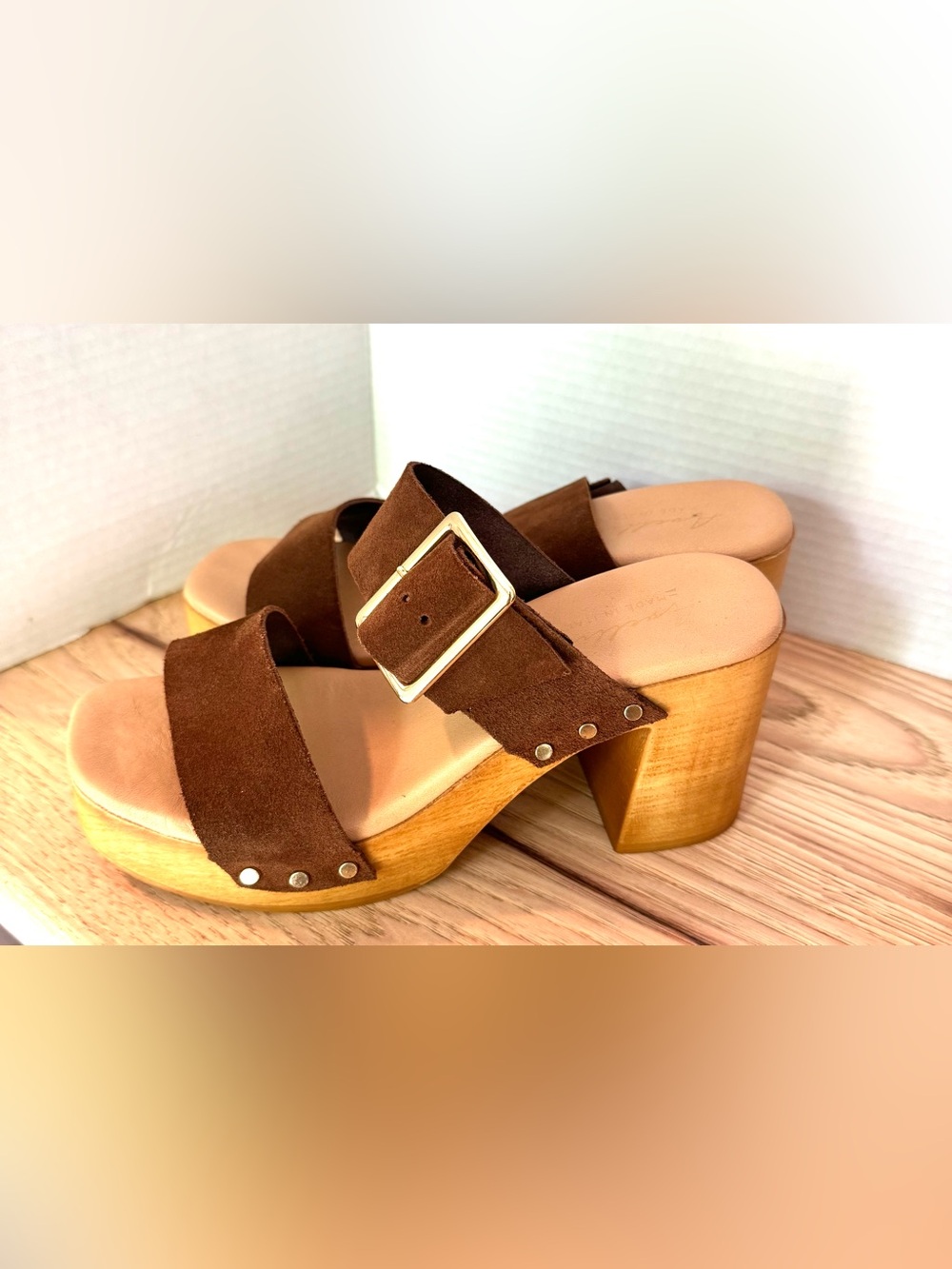 Avellini Italian Leather High Heel Clog.